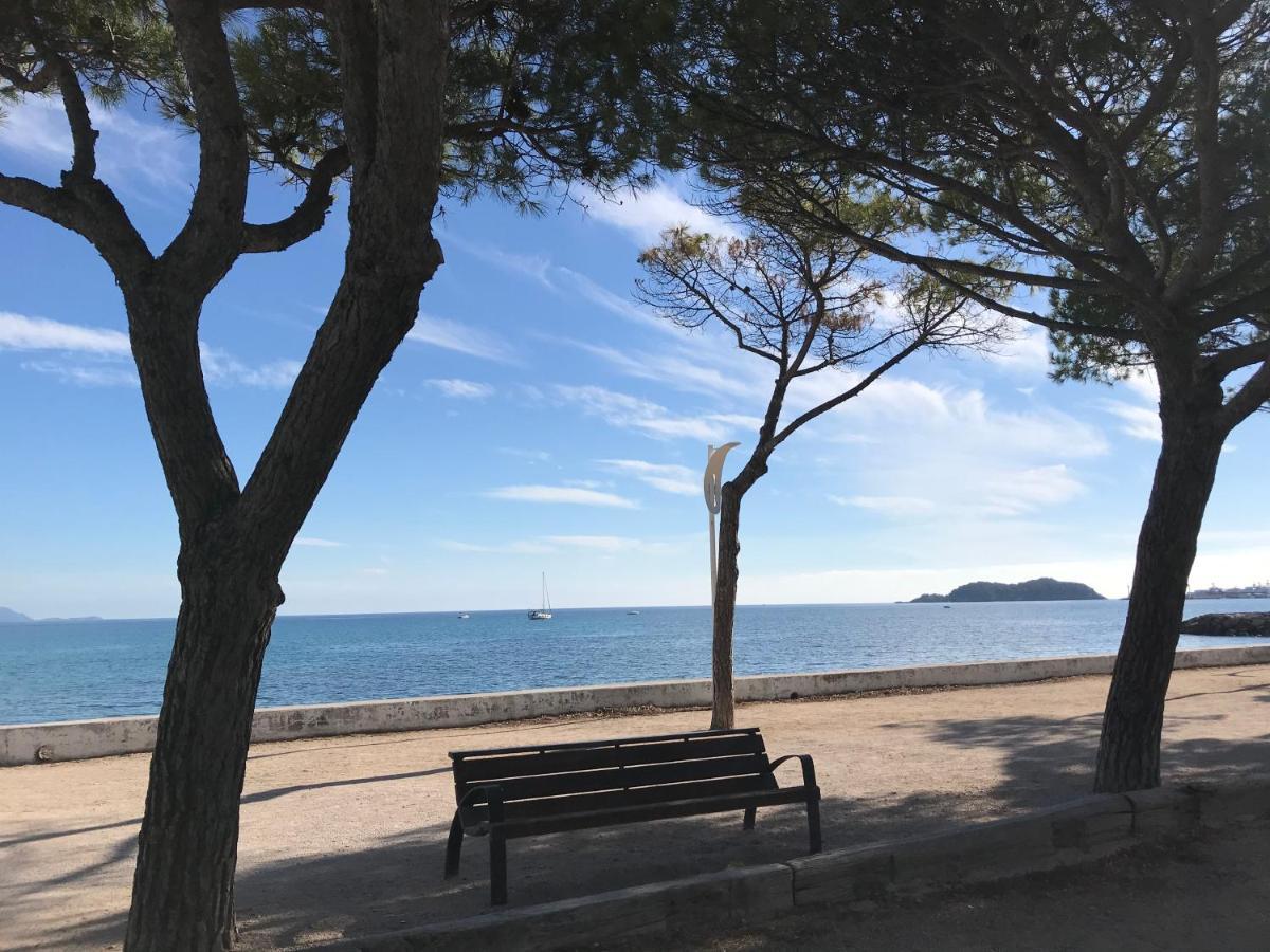 Appartement Le Cosi 2 -Bord De Mer- La Ciotat Bagian luar foto